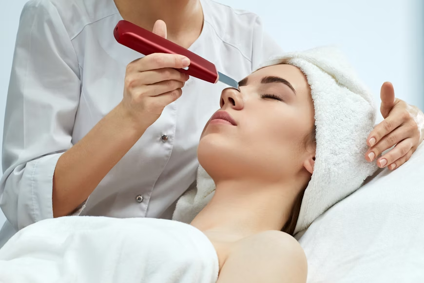 Home Beauty Service in Dubai