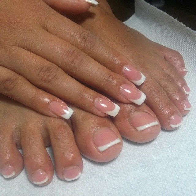 French Mani+Pedi-3e