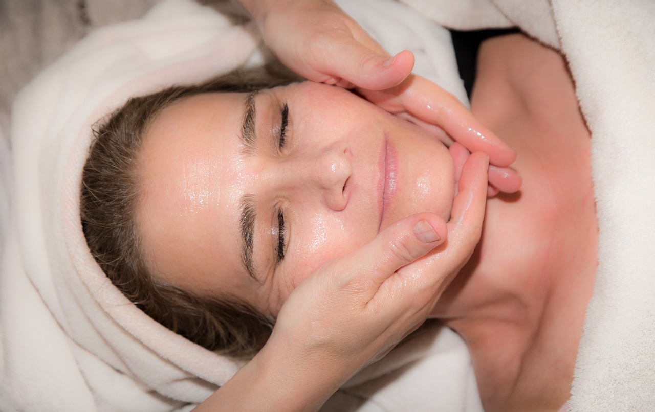 Swedish Massage ( 60 Mins ) - 2g