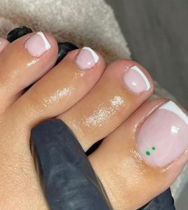 Gel French Pedicure-2c